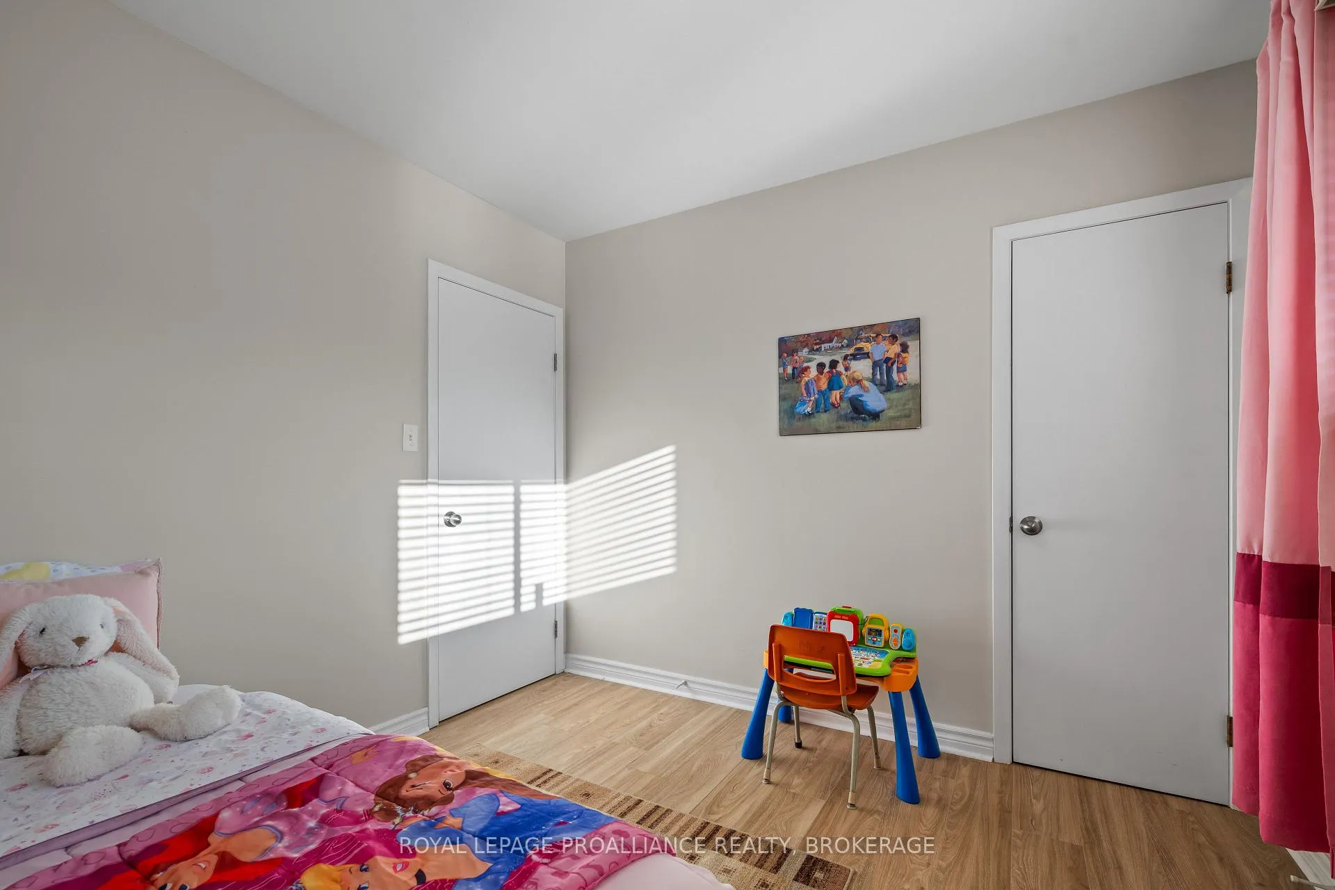 Photo 25 of 68 Mackenzie Crescent, Kingston, Central City West — HOMEH