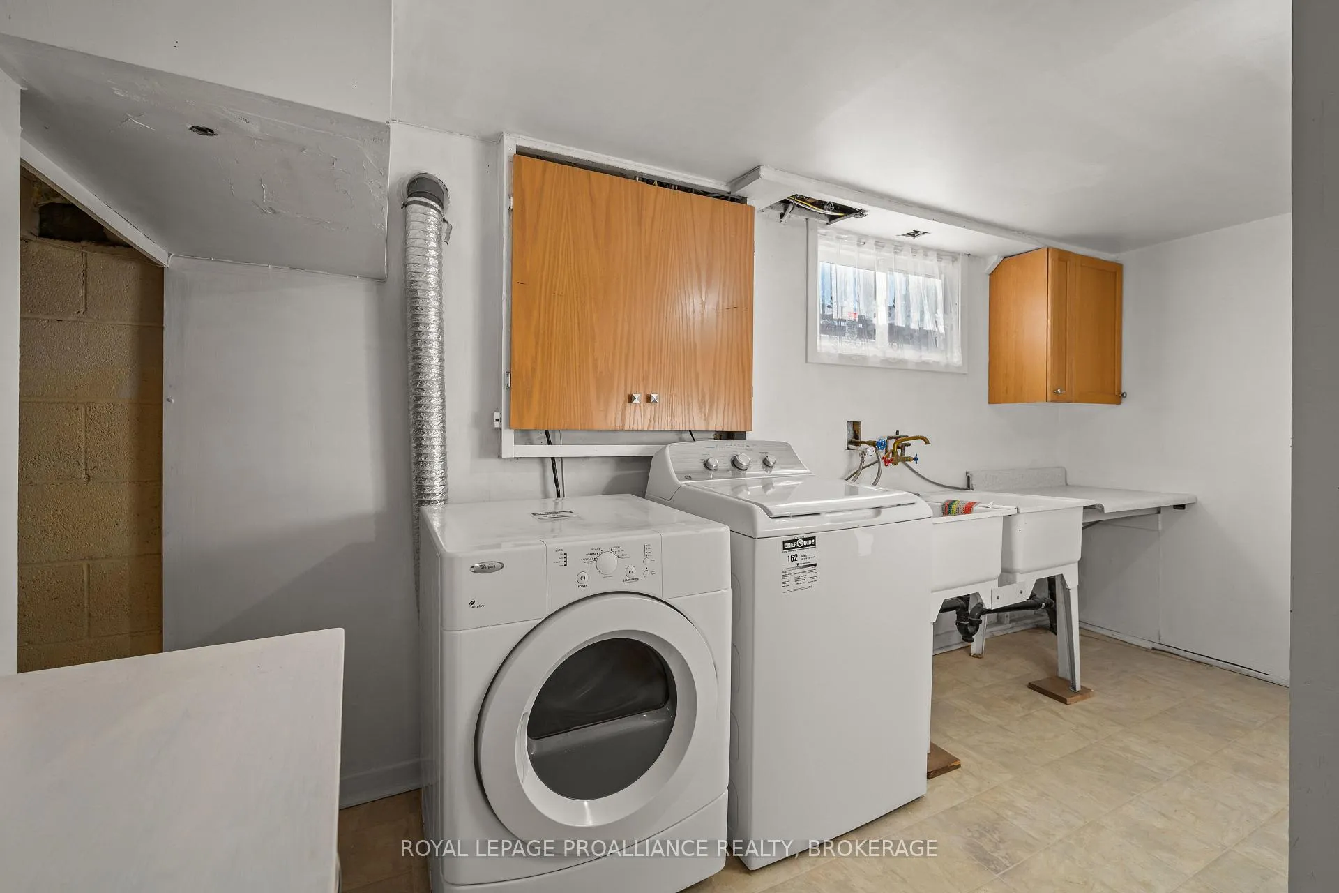 Photo 27 of 68 Mackenzie Crescent, Kingston, Central City West — HOMEH