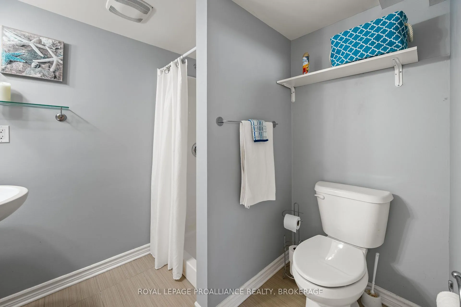 Photo 34 of 68 Mackenzie Crescent, Kingston, Central City West — HOMEH