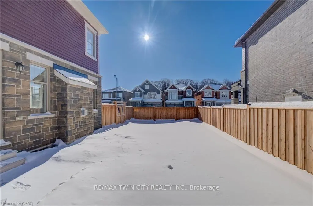 Photo 44 of 277 Forestwalk Street, Kitchener — HOMEH