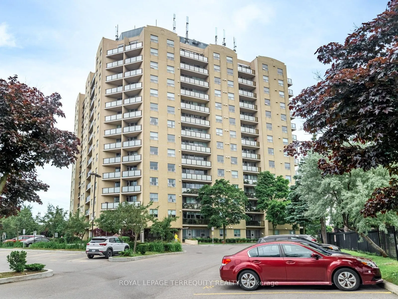 Photo 27 of Unit 1202, 2 Westney Road N, Ajax, Central West — HOMEH