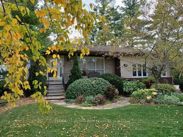Photo 2 of 121 Twyn Rivers Drive, Pickering, Rougemount — HOMEH