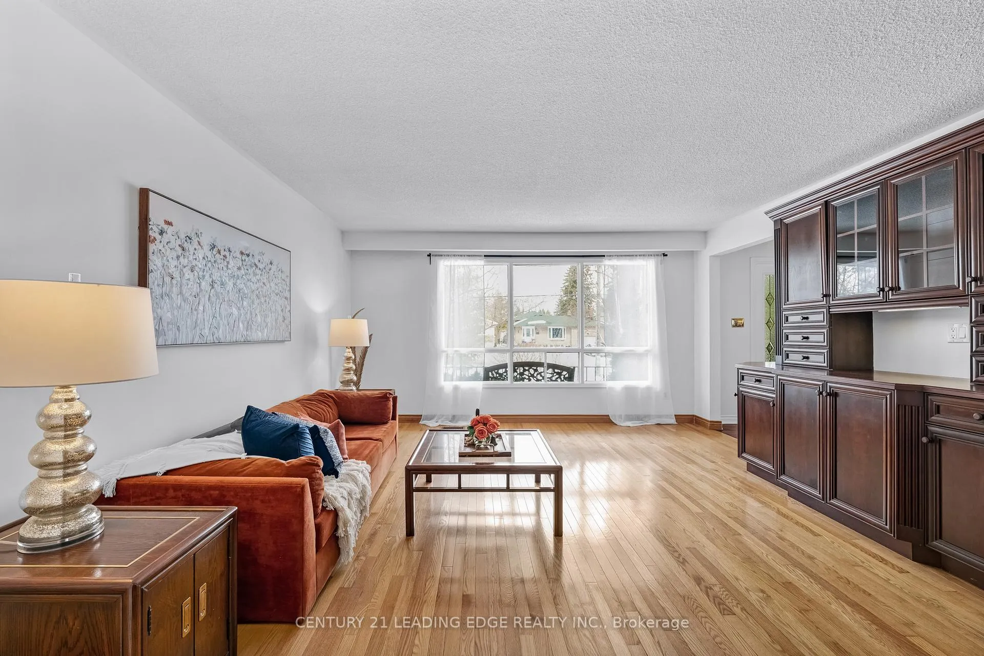 Photo 7 of 121 Twyn Rivers Drive, Pickering, Rougemount — HOMEH