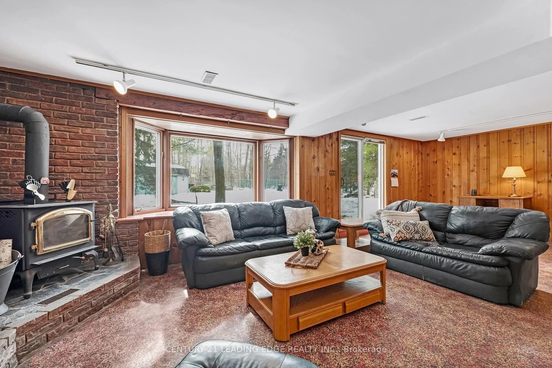 Photo 30 of 121 Twyn Rivers Drive, Pickering, Rougemount — HOMEH