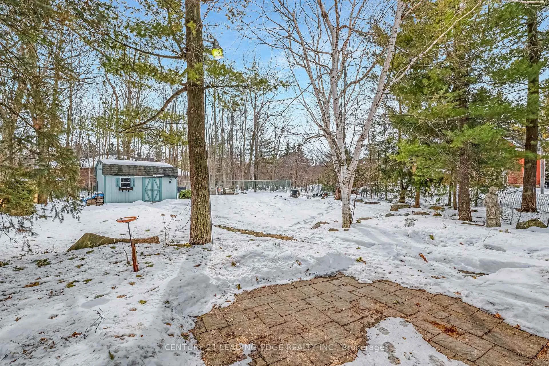 Photo 37 of 121 Twyn Rivers Drive, Pickering, Rougemount — HOMEH