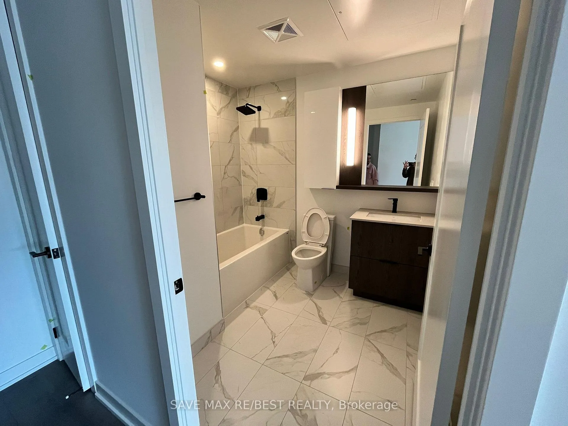 Photo 16 of Unit 511, 5 Defries Street, Toronto, Regent Park — HOMEH