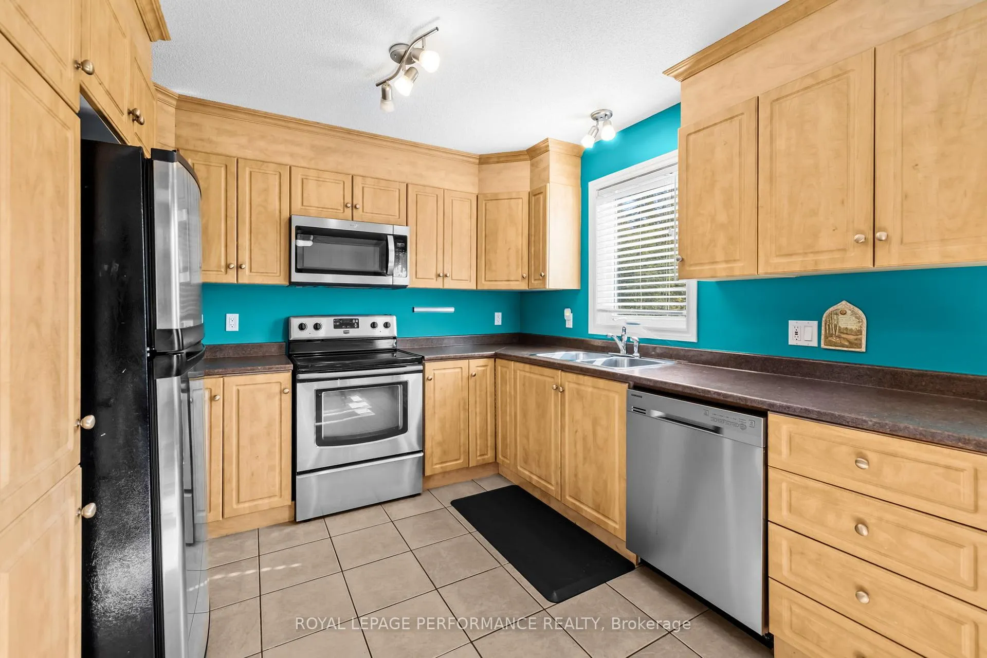 Photo 10 of Unit 5, 39 Main Street, The Nation, Limoges — HOMEH