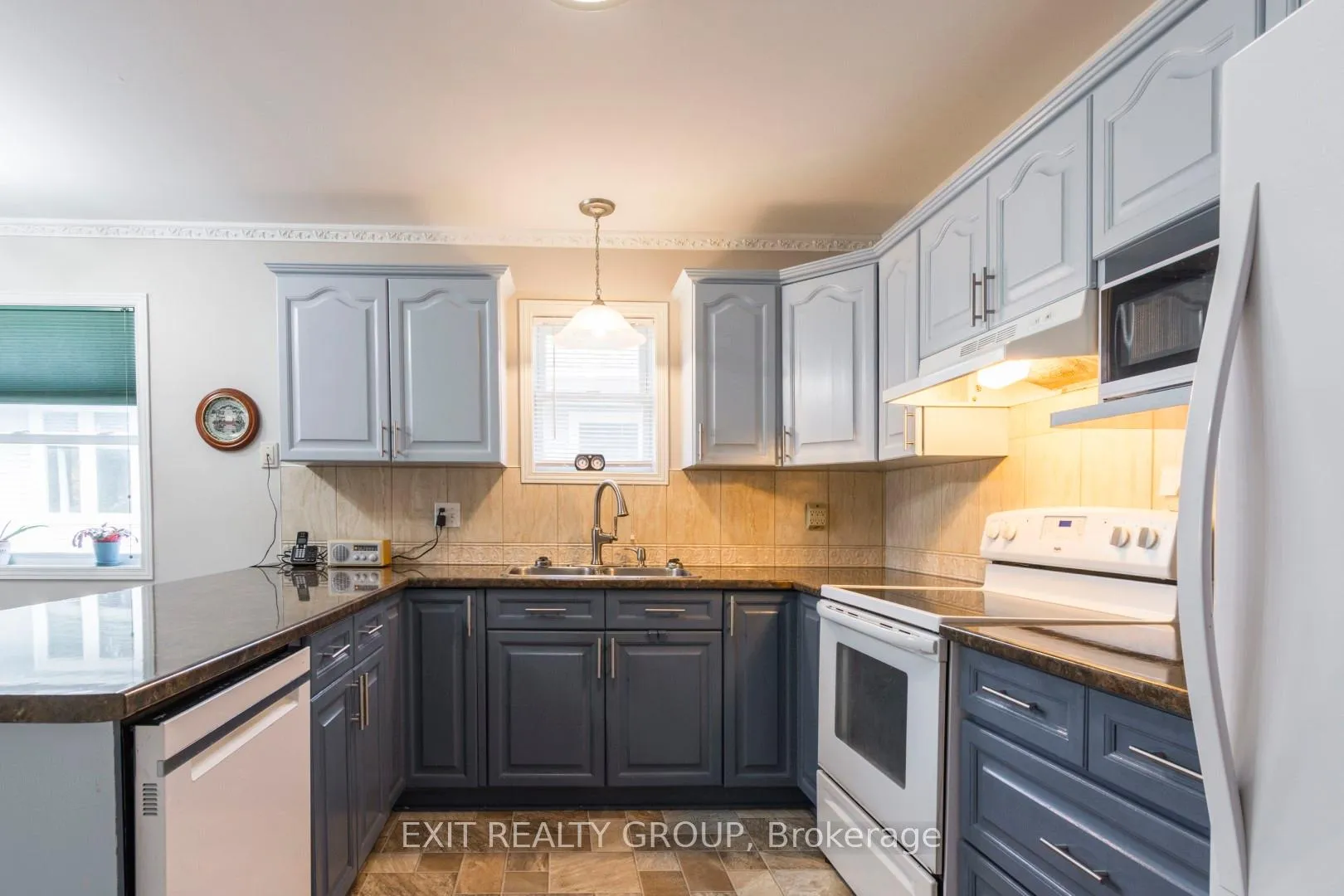 Photo 8 of 36 Cretney Drive, Prince Edward County, Wellington Ward — HOMEH