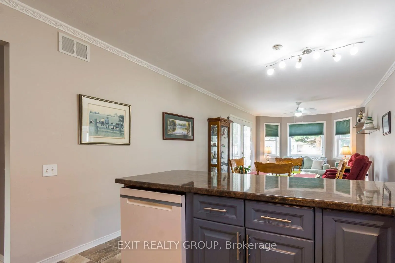 Photo 10 of 36 Cretney Drive, Prince Edward County, Wellington Ward — HOMEH