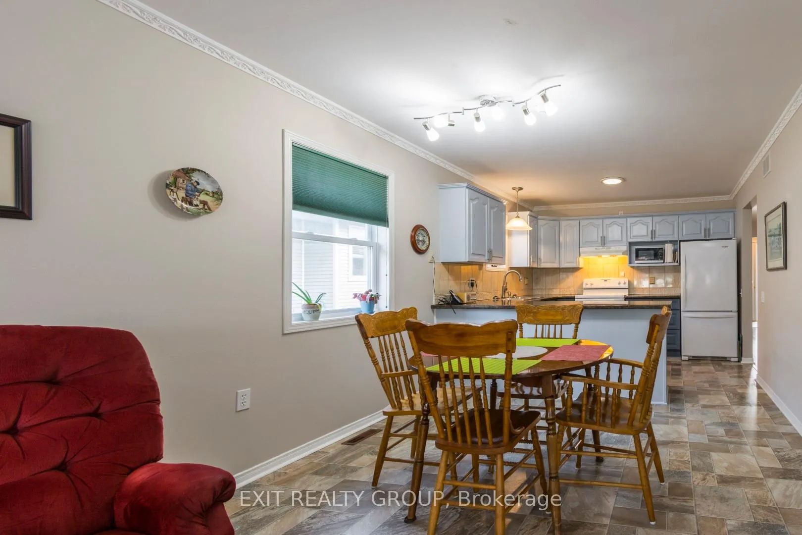 Photo 13 of 36 Cretney Drive, Prince Edward County, Wellington Ward — HOMEH