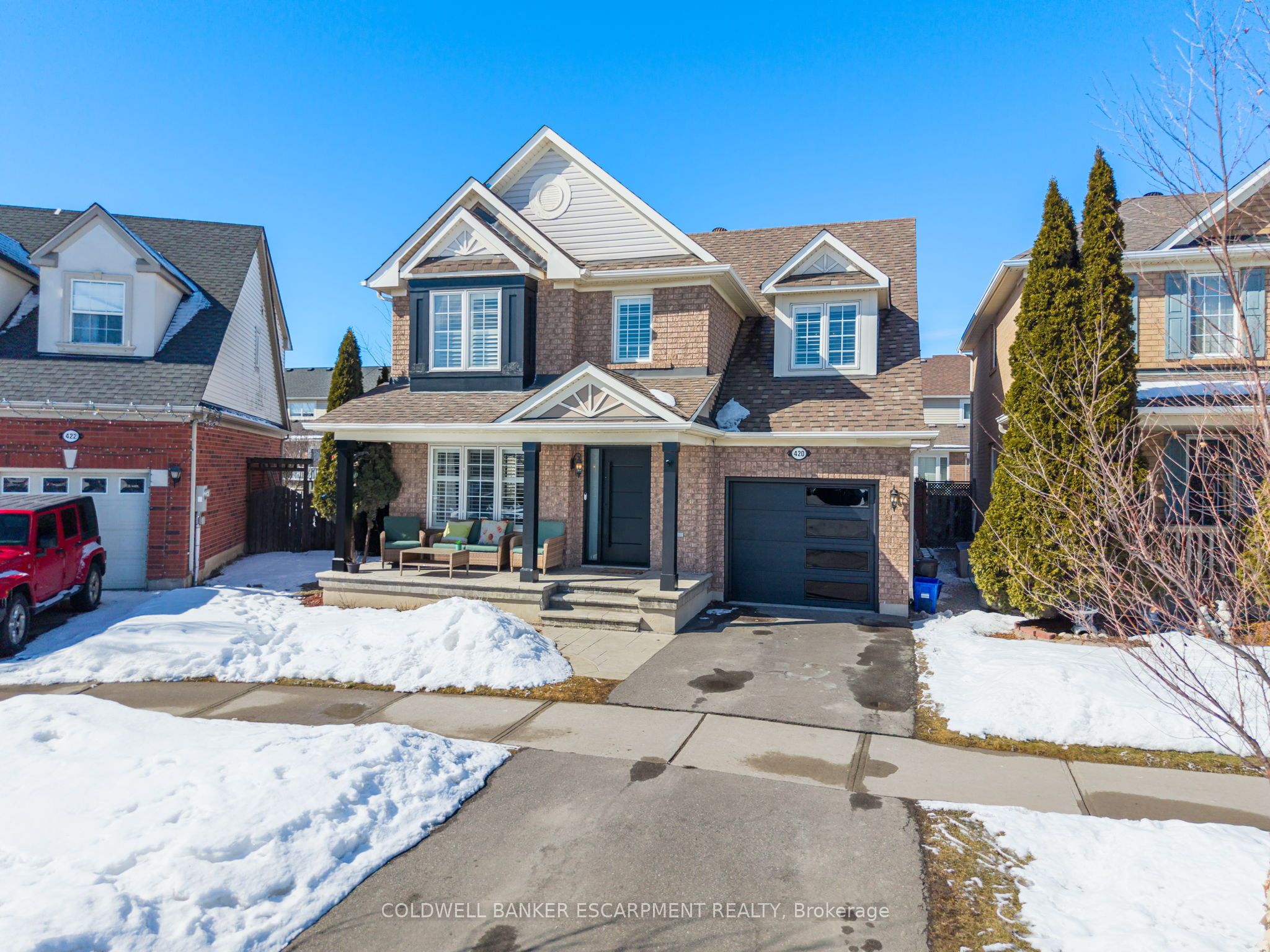 Front of 420 Trudeau Drive