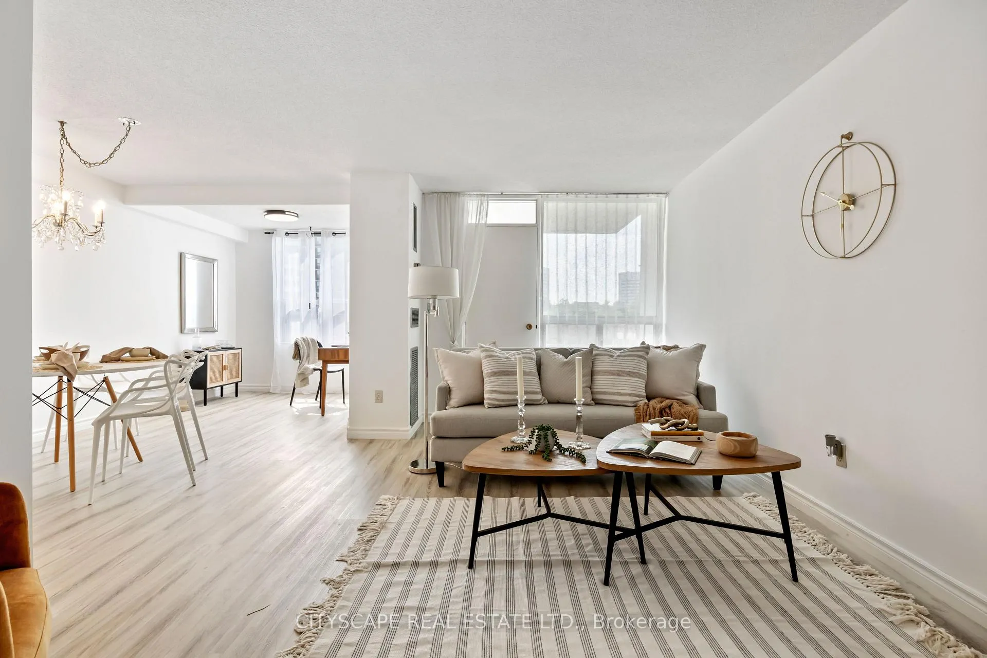 Photo 5 of Unit 618, 20 Edgecliff Golfway, Toronto, Flemingdon Park — HOMEH