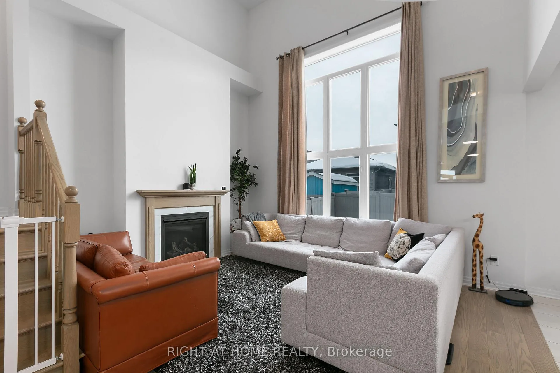 Photo 6 of 917 Littlerock Street, Ottawa, Leitrim — HOMEH