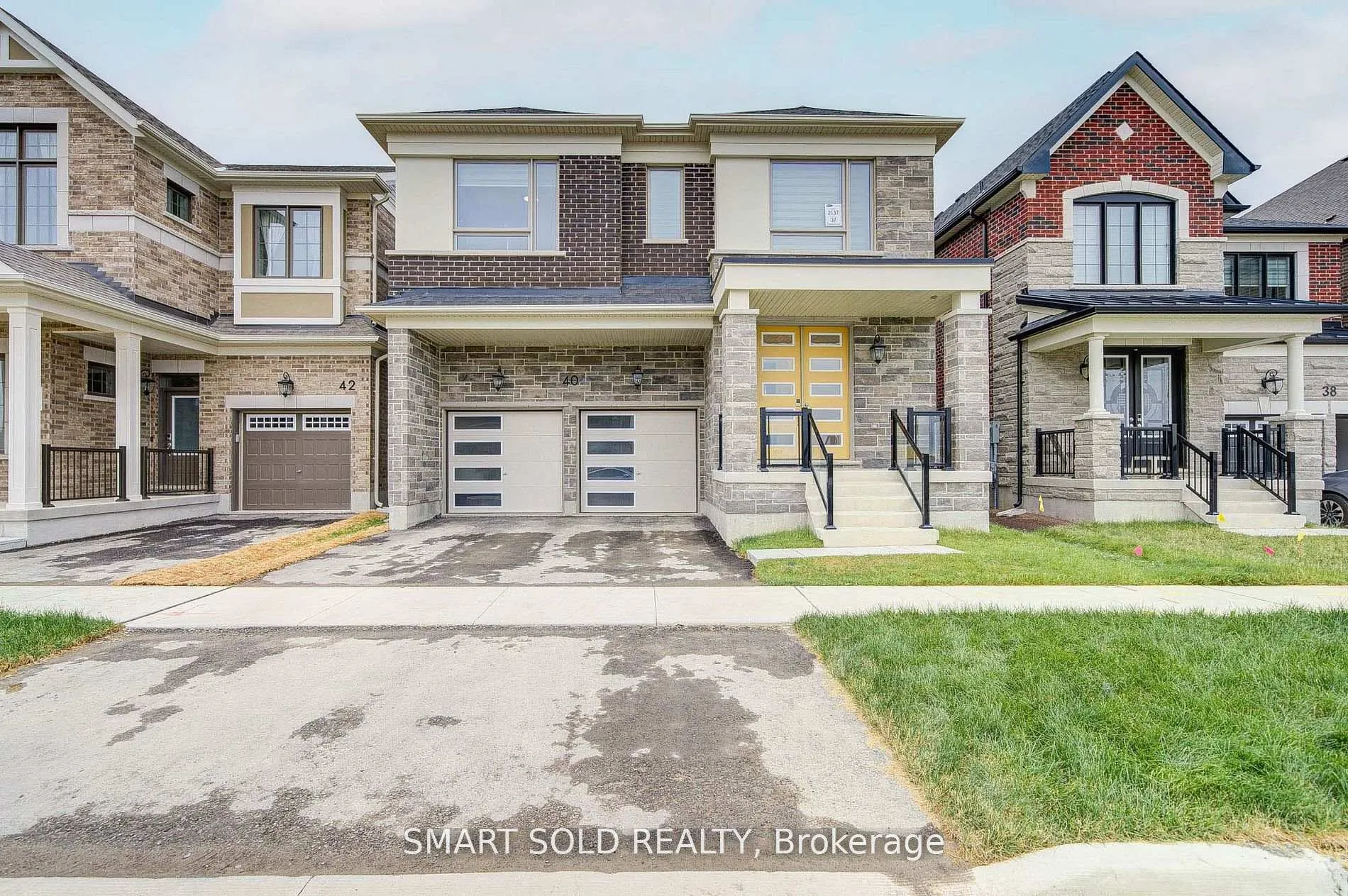 Photo 1 of 40 Misthollow Crescent, Markham, Victoria Square — HOMEH