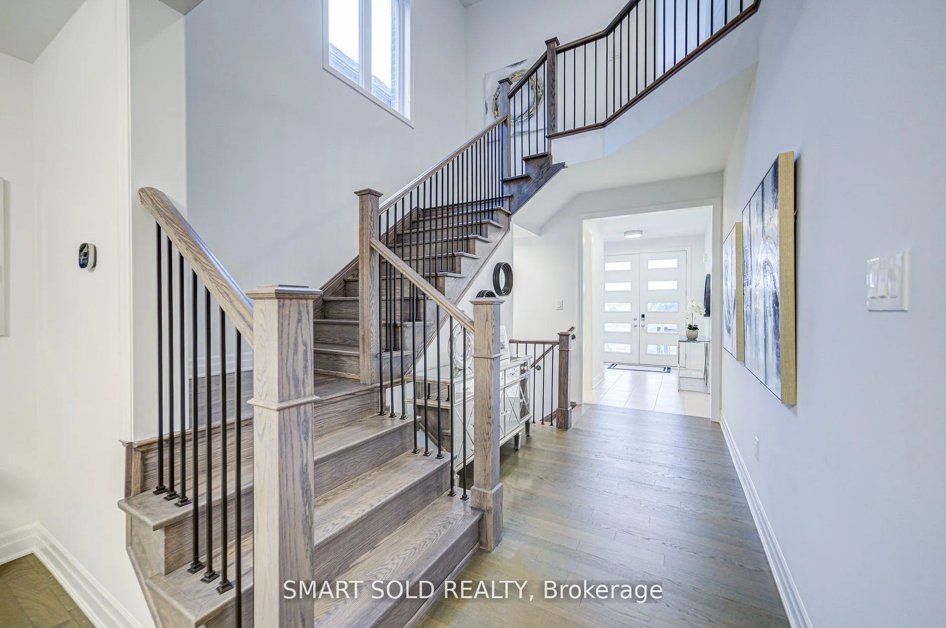 Photo 4 of 40 Misthollow Crescent, Markham, Victoria Square — HOMEH