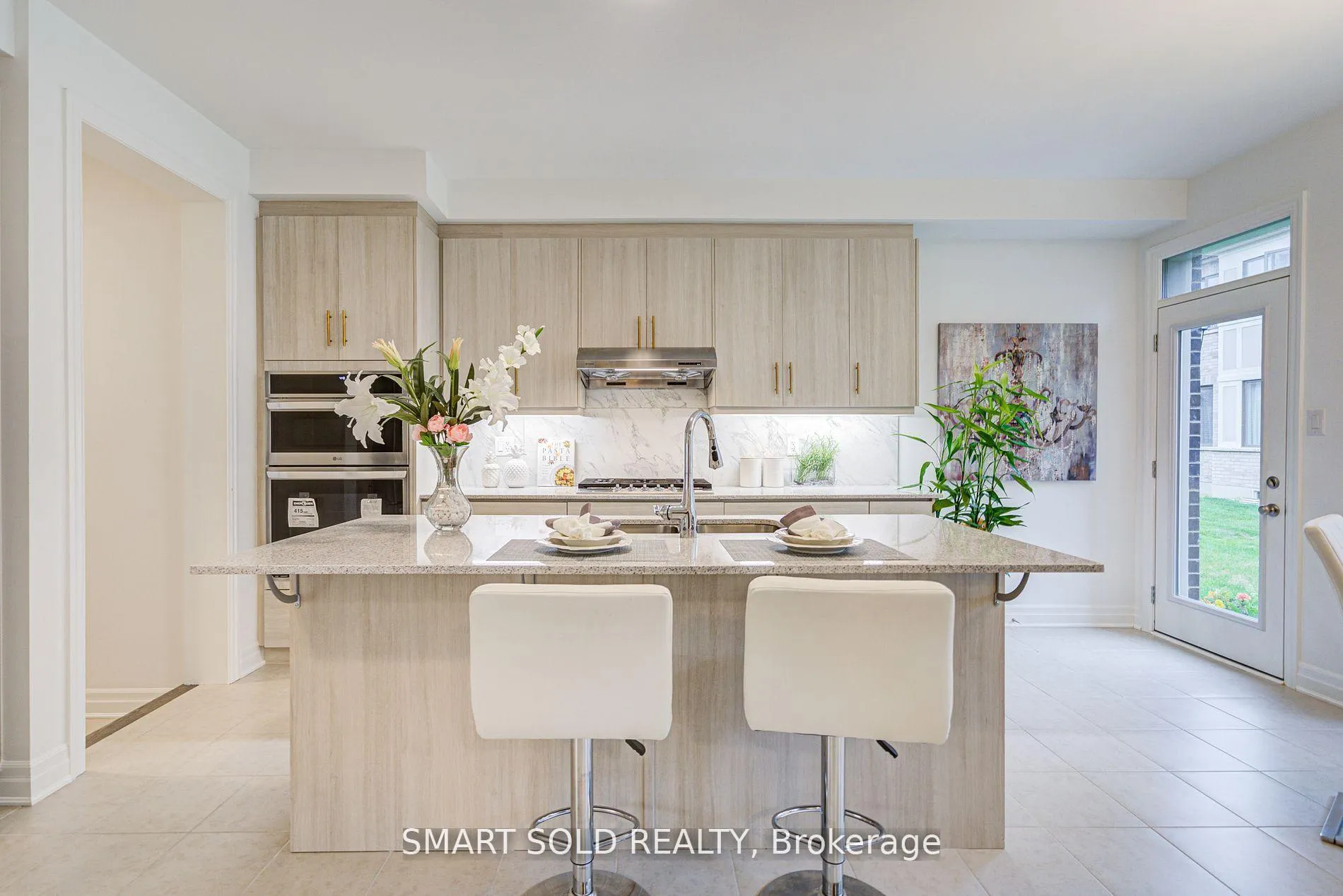 Photo 13 of 40 Misthollow Crescent, Markham, Victoria Square — HOMEH