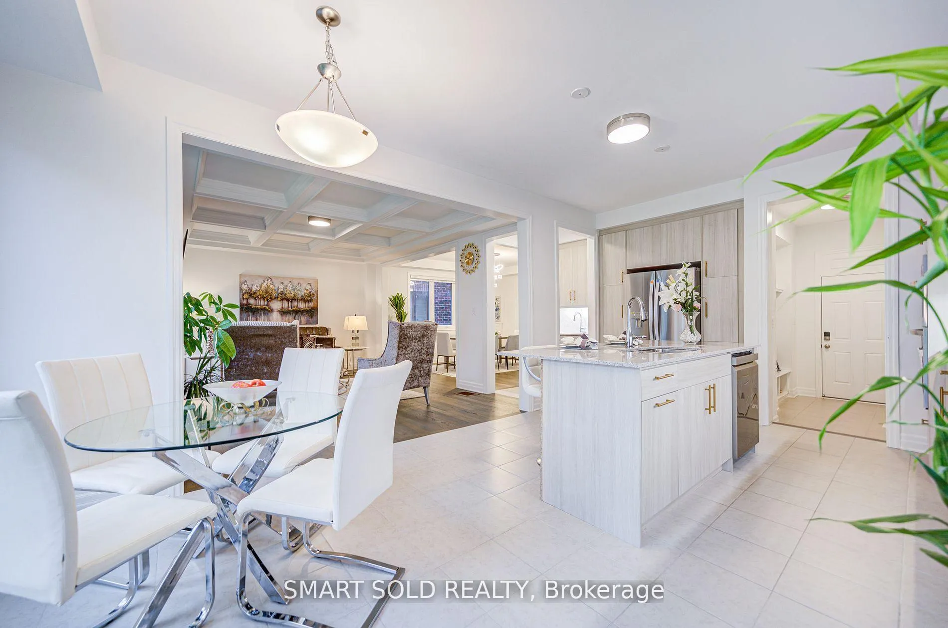 Photo 17 of 40 Misthollow Crescent, Markham, Victoria Square — HOMEH