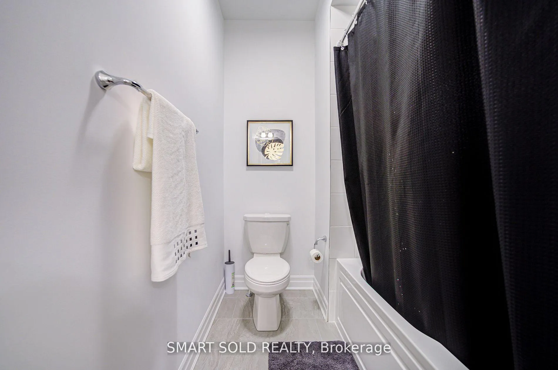 Photo 42 of 40 Misthollow Crescent, Markham, Victoria Square — HOMEH