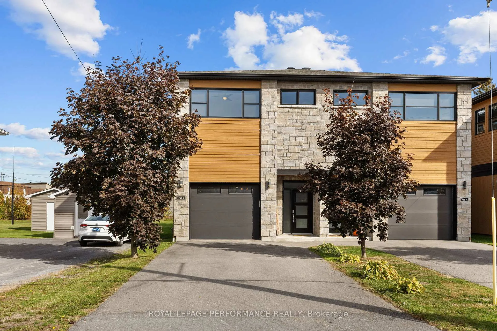 Front of Unit B, 758 St Joseph Street