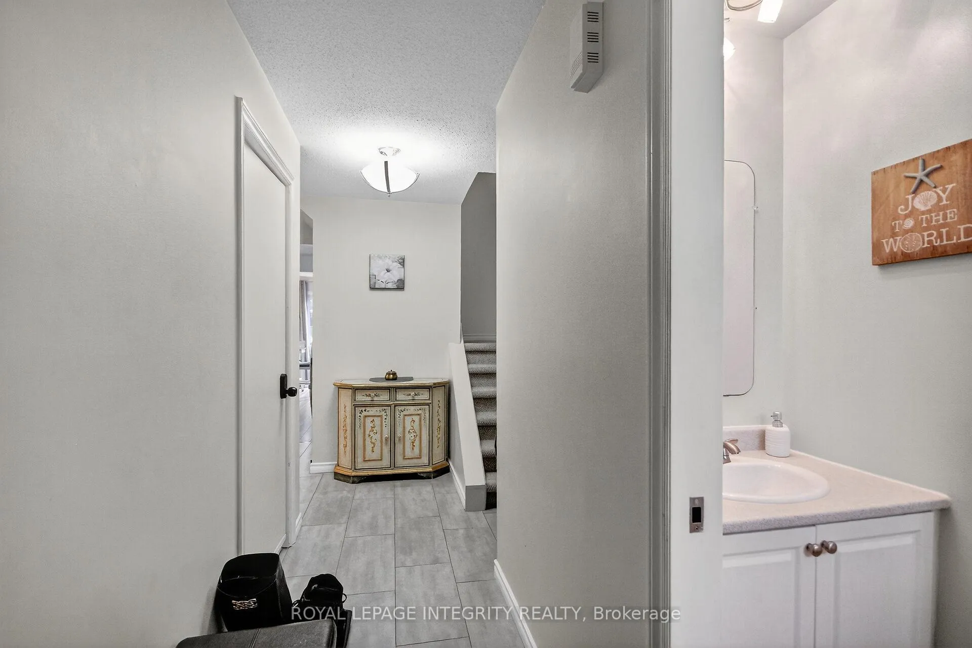 Photo 4 of Unit 36, 1867 Simard Drive, Ottawa, Chateauneuf — HOMEH