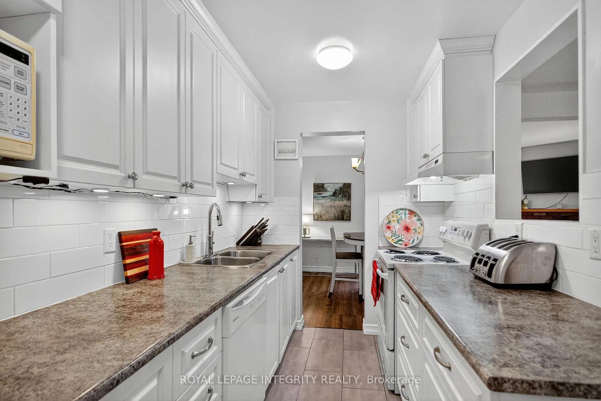 Photo 11 of Unit 36, 1867 Simard Drive, Ottawa, Chateauneuf — HOMEH