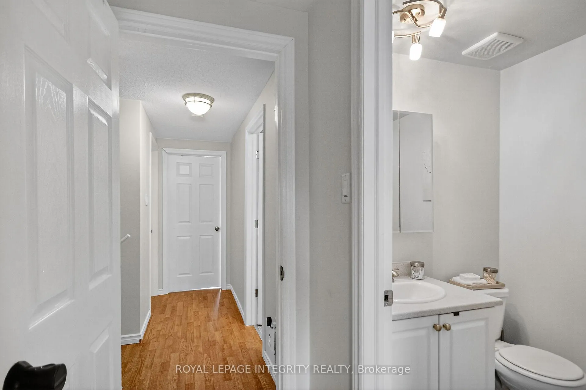 Photo 13 of Unit 36, 1867 Simard Drive, Ottawa, Chateauneuf — HOMEH