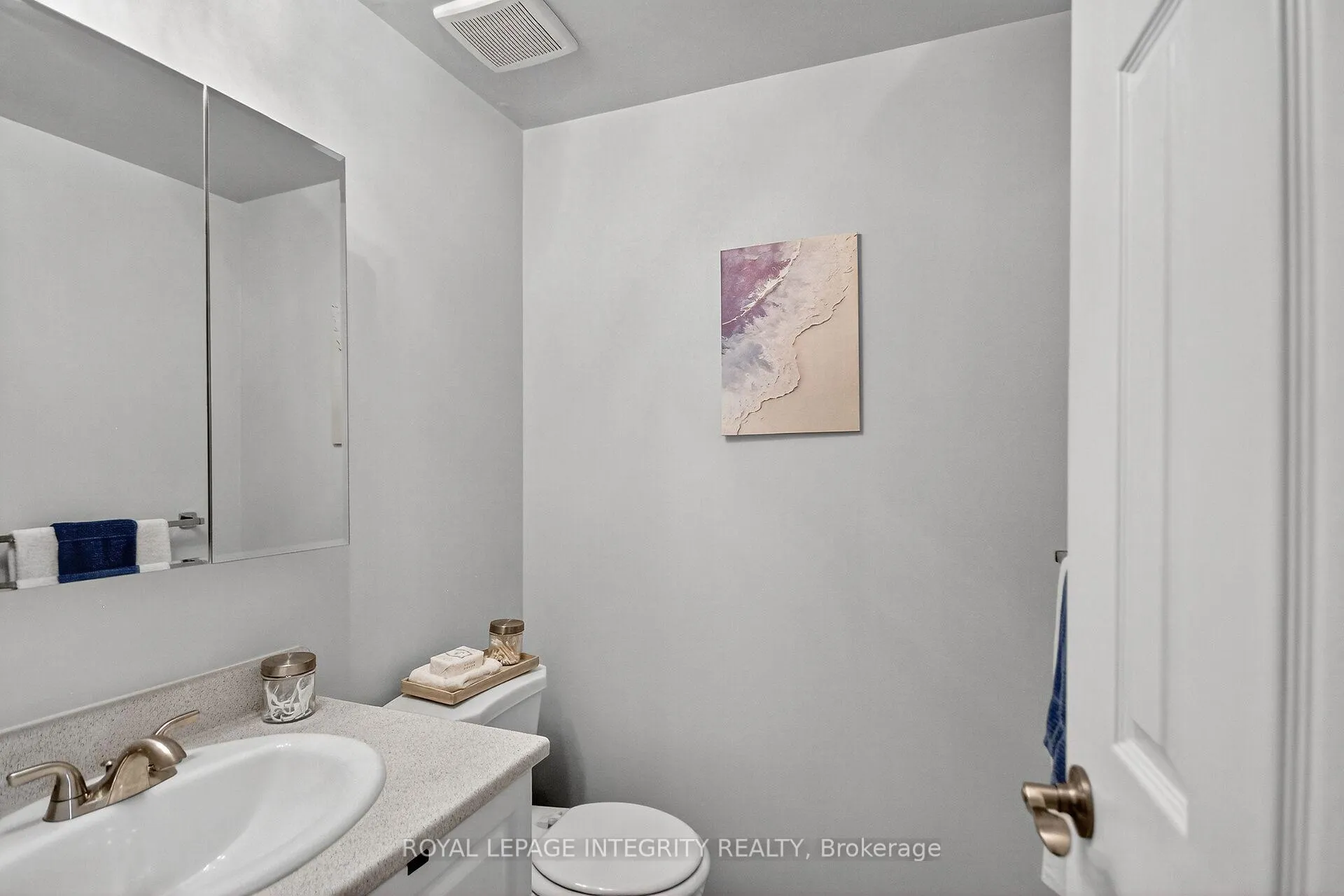 Photo 14 of Unit 36, 1867 Simard Drive, Ottawa, Chateauneuf — HOMEH