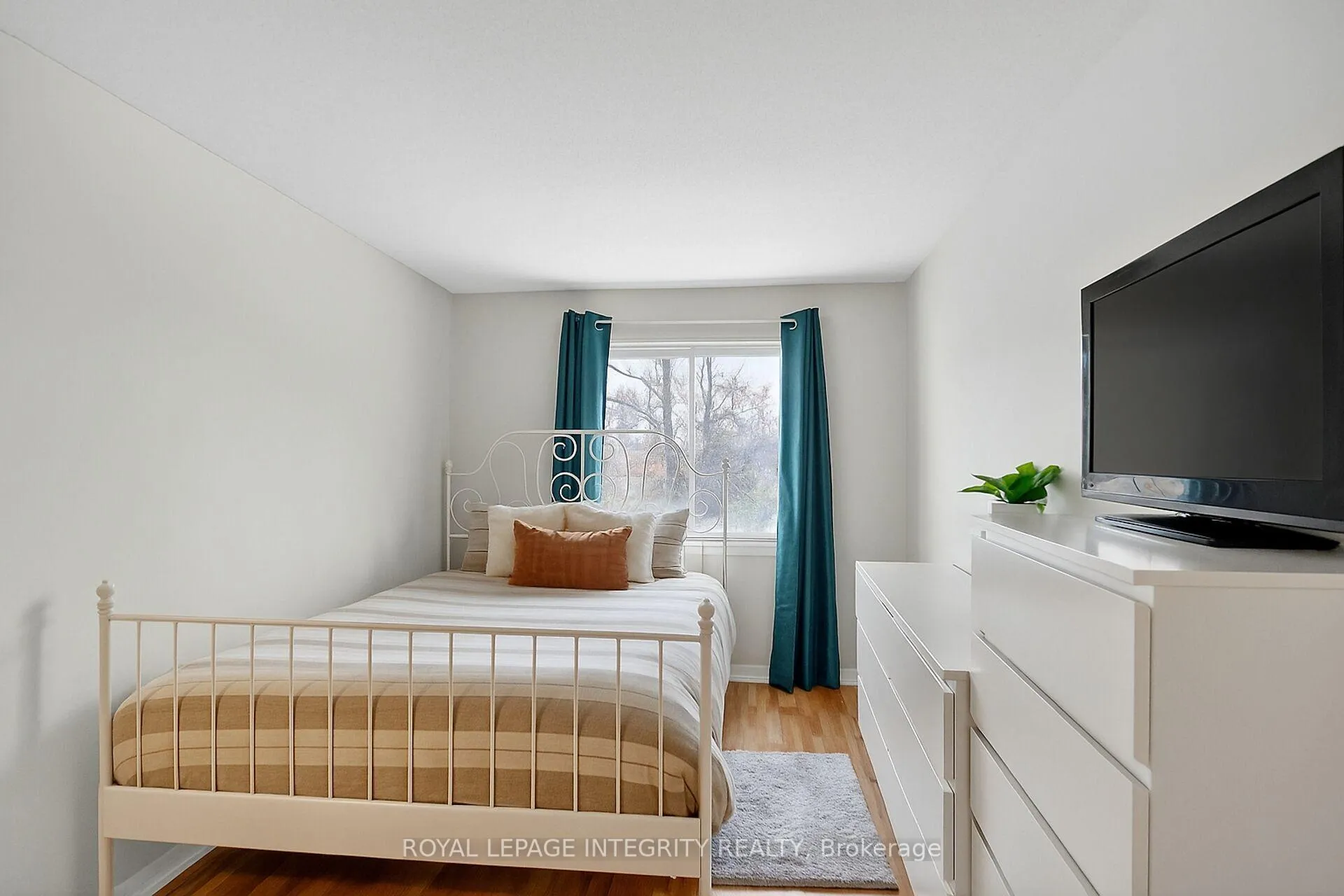 Photo 15 of Unit 36, 1867 Simard Drive, Ottawa, Chateauneuf — HOMEH