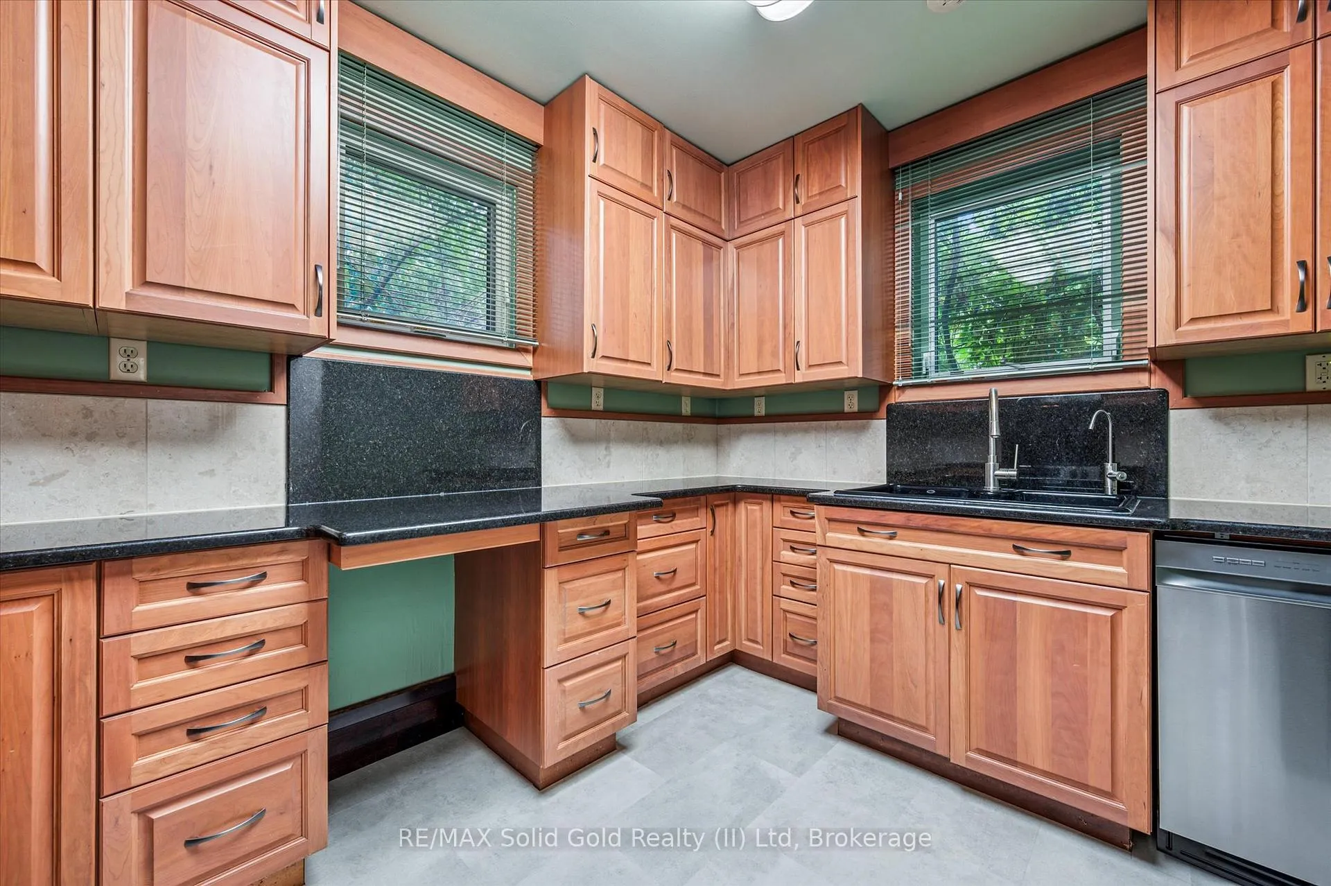 Photo 11 of 5 Dekay Street, Kitchener — HOMEH