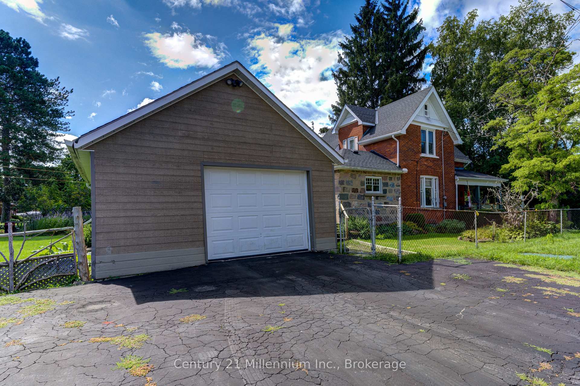 Photo 36 of 47 Pearson Street, Meaford — HOMEH