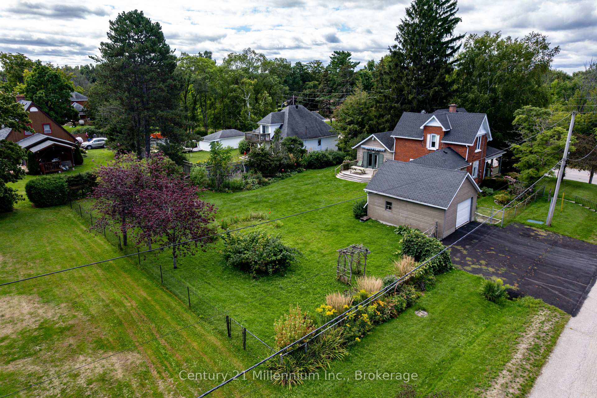 Photo 39 of 47 Pearson Street, Meaford — HOMEH