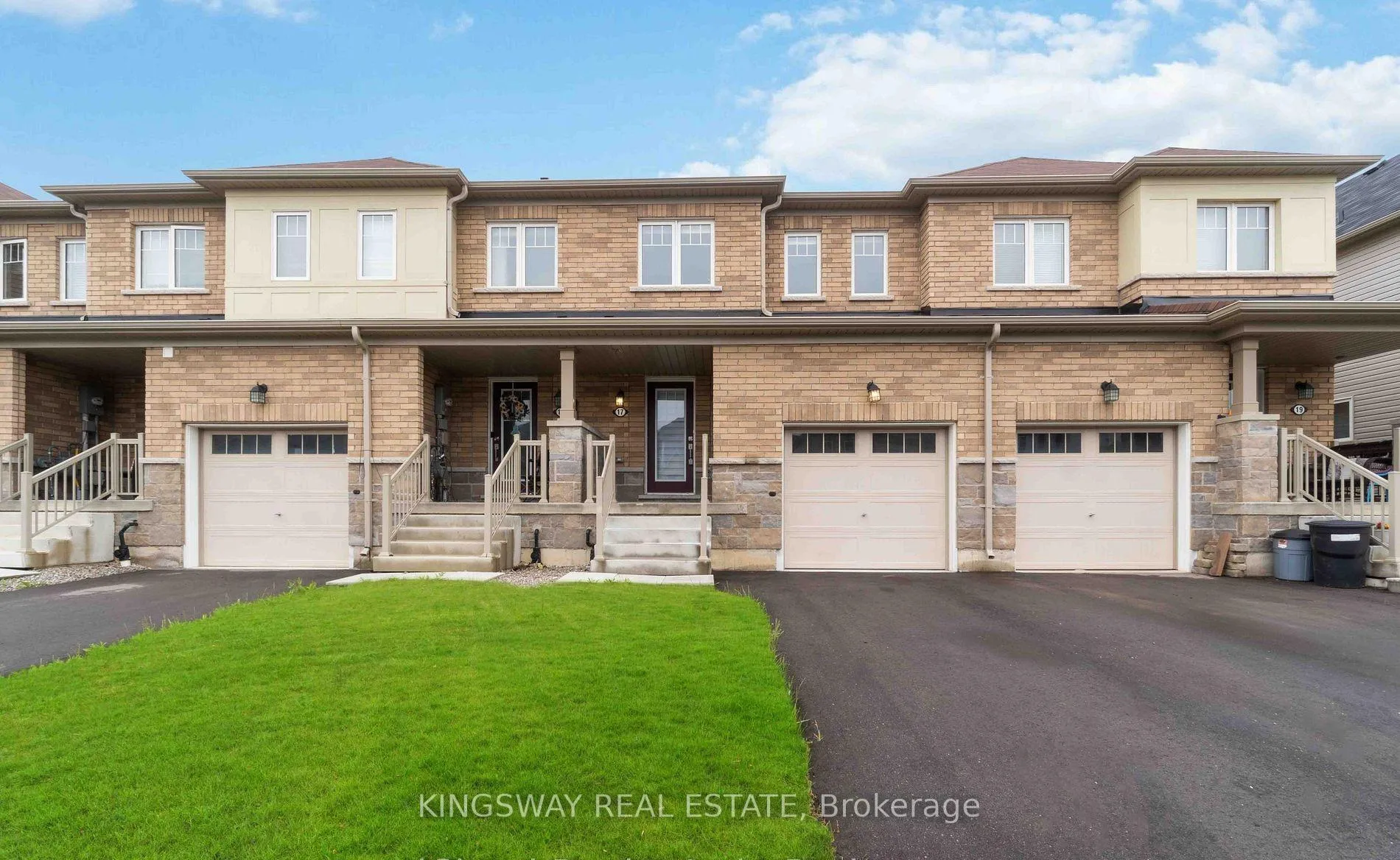Photo 3 of 17 Armes Street, Hamilton, Binbrook — HOMEH