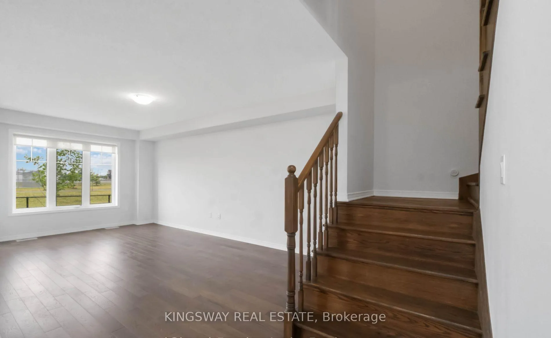 Photo 6 of 17 Armes Street, Hamilton, Binbrook — HOMEH