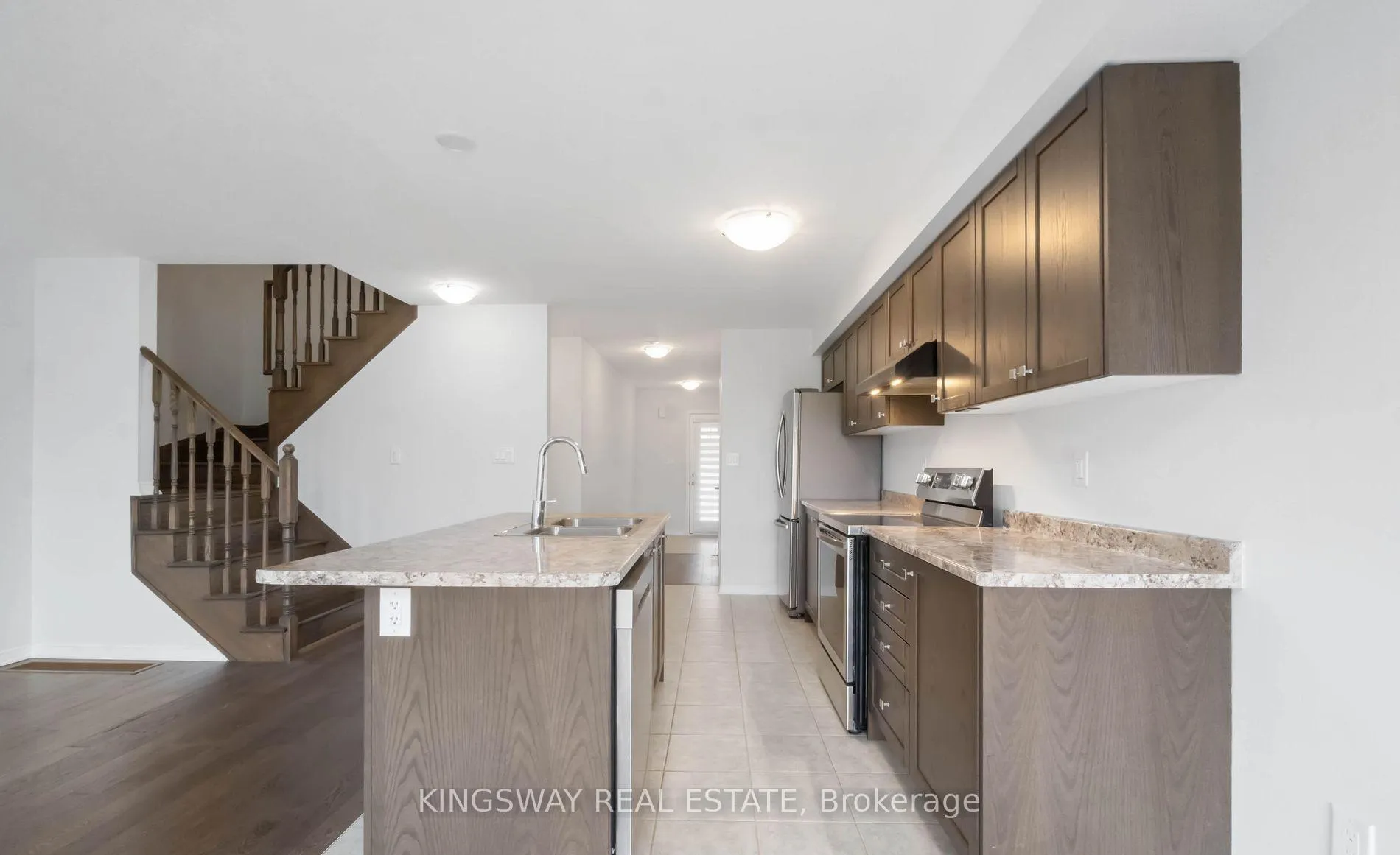 Photo 11 of 17 Armes Street, Hamilton, Binbrook — HOMEH