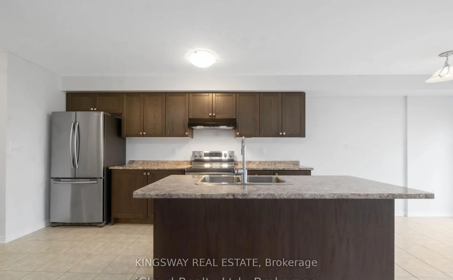 Photo 13 of 17 Armes Street, Hamilton, Binbrook — HOMEH