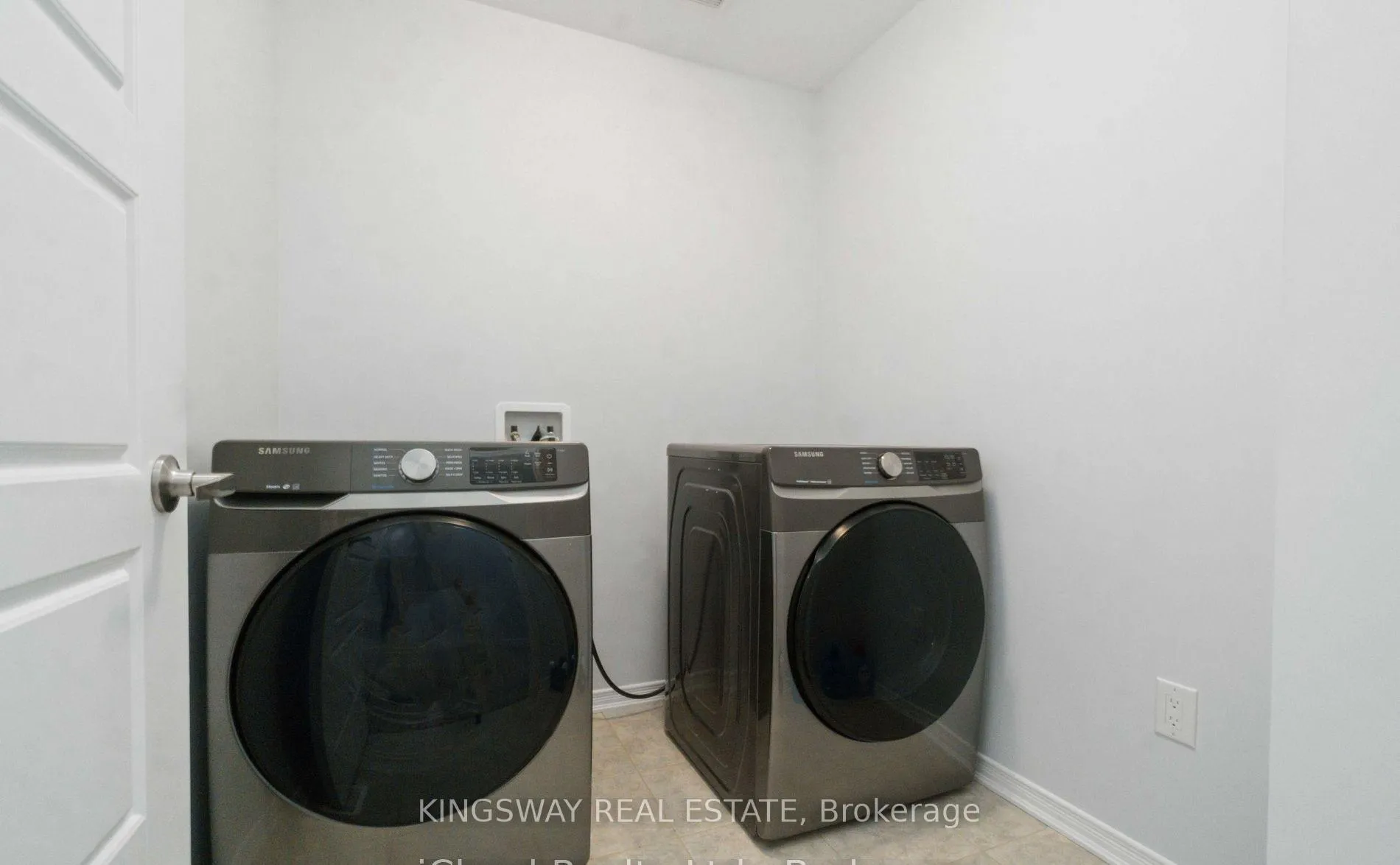Photo 19 of 17 Armes Street, Hamilton, Binbrook — HOMEH
