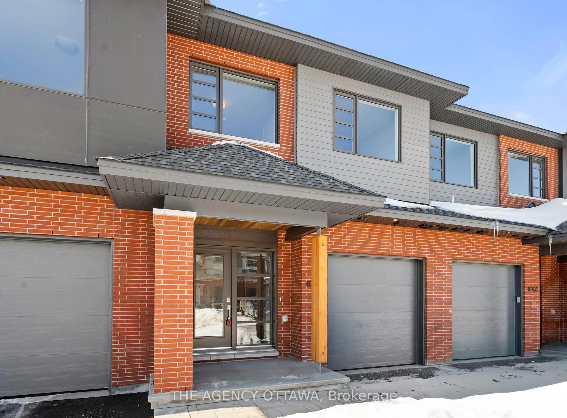 Photo 2 of 1003 Kitigan Grove, Ottawa, Kanata - Kanata Lakes/Heritage Hills — HOMEH