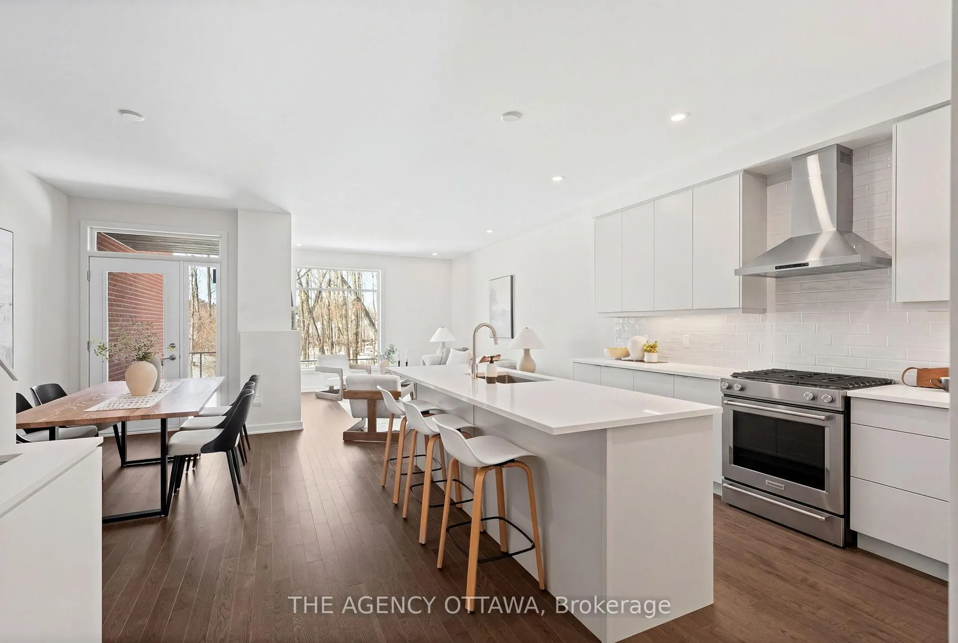 Photo 8 of 1003 Kitigan Grove, Ottawa, Kanata - Kanata Lakes/Heritage Hills — HOMEH