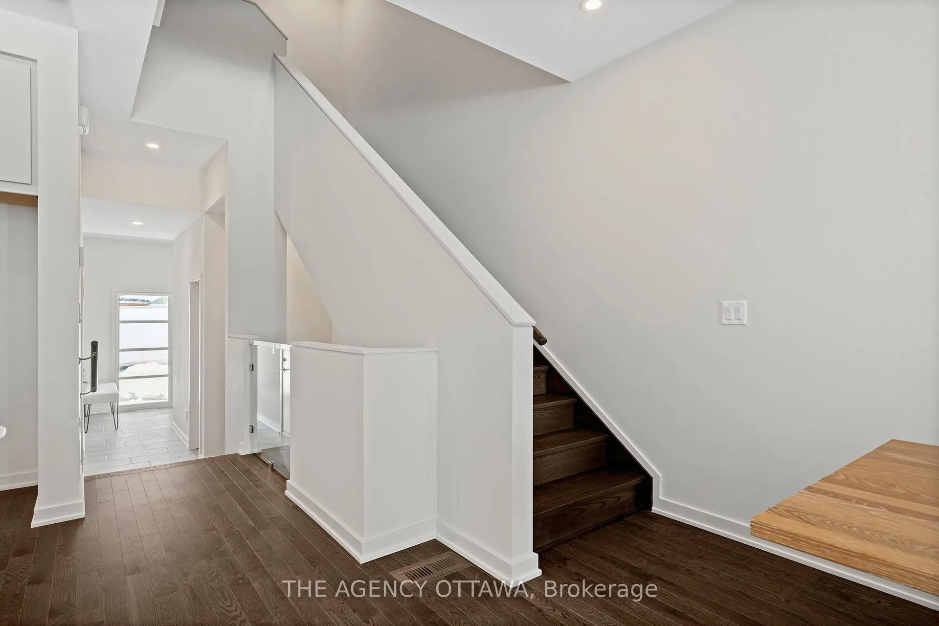 Photo 18 of 1003 Kitigan Grove, Ottawa, Kanata - Kanata Lakes/Heritage Hills — HOMEH