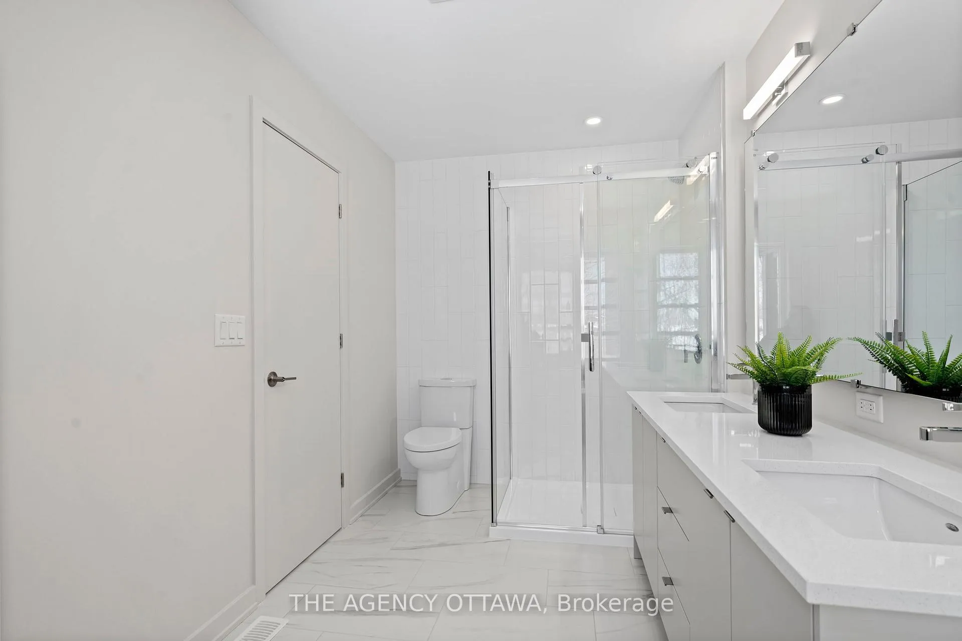 Photo 26 of 1003 Kitigan Grove, Ottawa, Kanata - Kanata Lakes/Heritage Hills — HOMEH