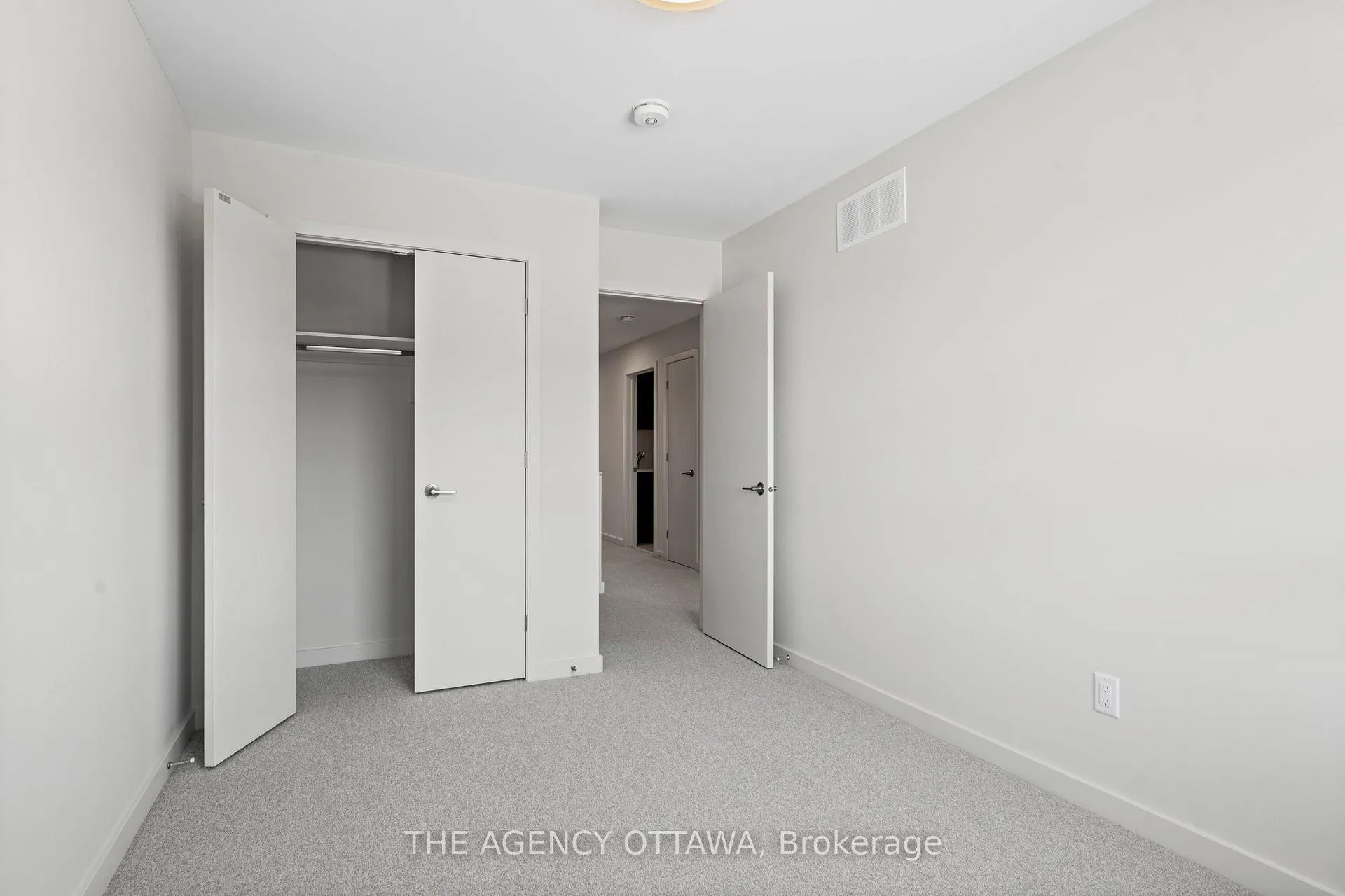 Photo 28 of 1003 Kitigan Grove, Ottawa, Kanata - Kanata Lakes/Heritage Hills — HOMEH