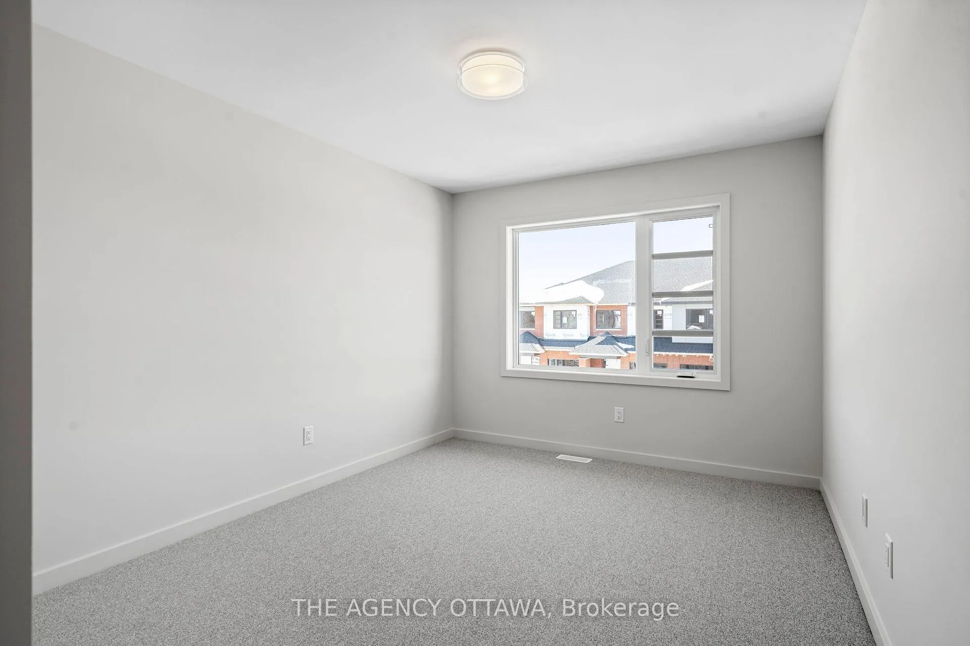 Photo 29 of 1003 Kitigan Grove, Ottawa, Kanata - Kanata Lakes/Heritage Hills — HOMEH