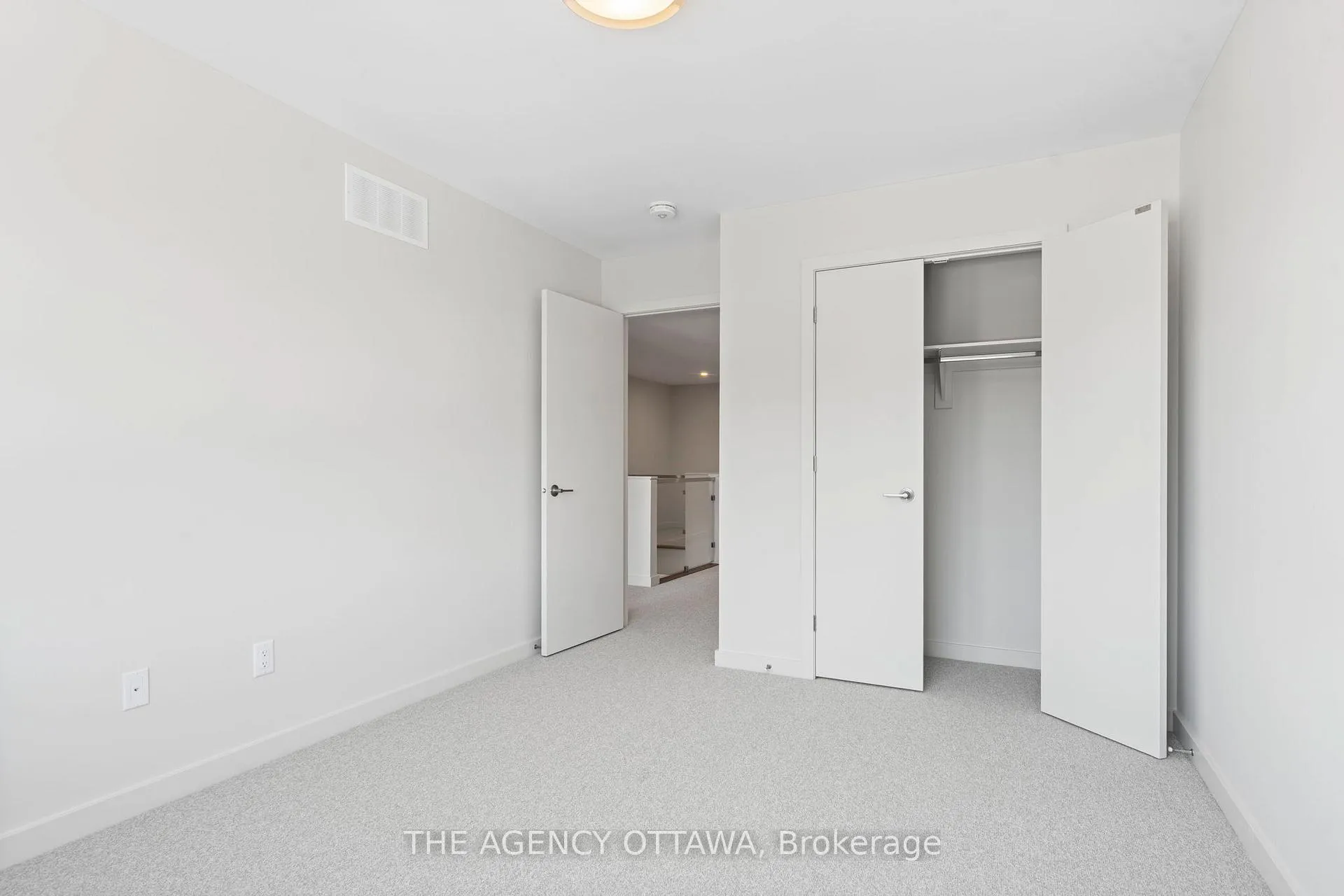 Photo 30 of 1003 Kitigan Grove, Ottawa, Kanata - Kanata Lakes/Heritage Hills — HOMEH