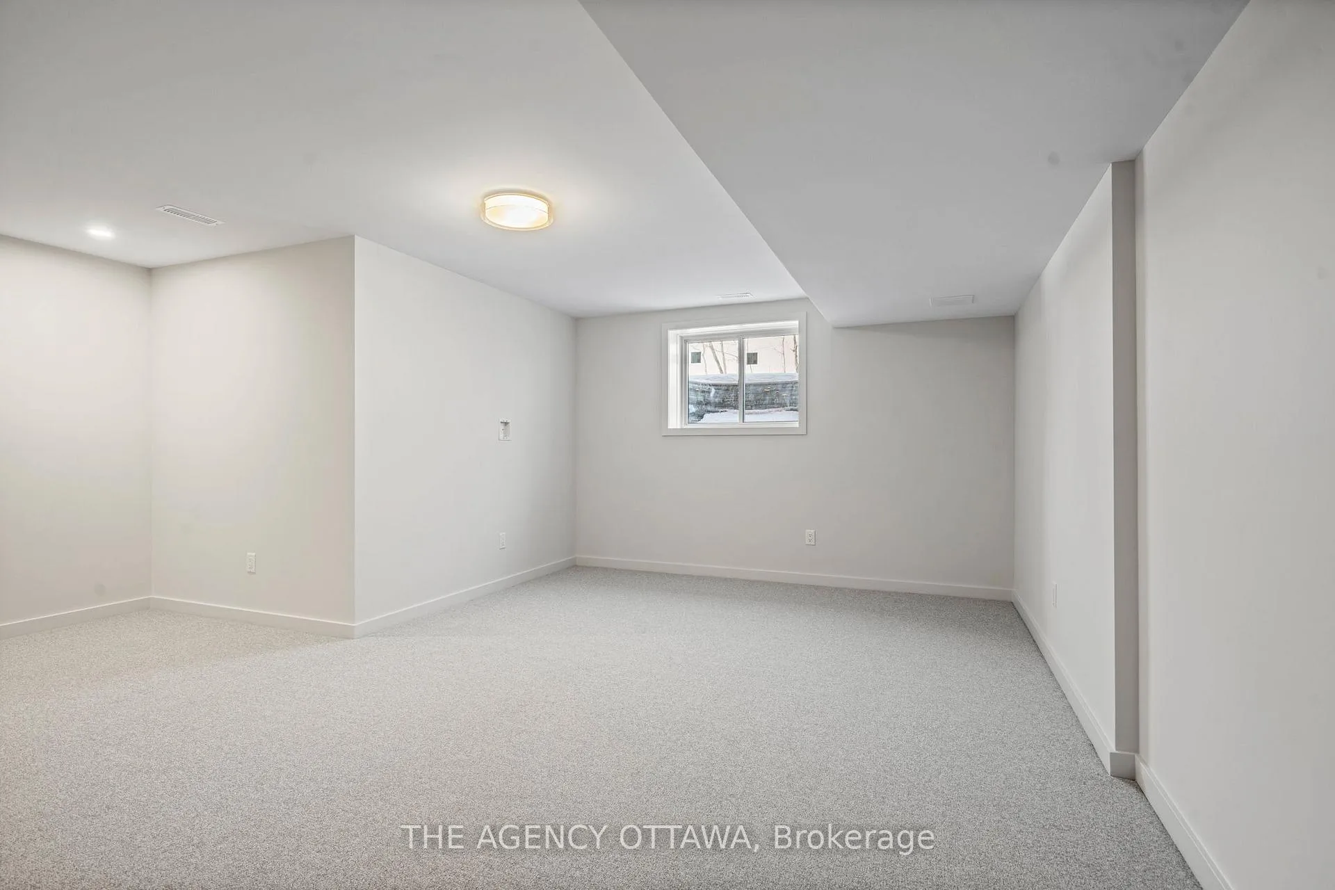 Photo 39 of 1003 Kitigan Grove, Ottawa, Kanata - Kanata Lakes/Heritage Hills — HOMEH