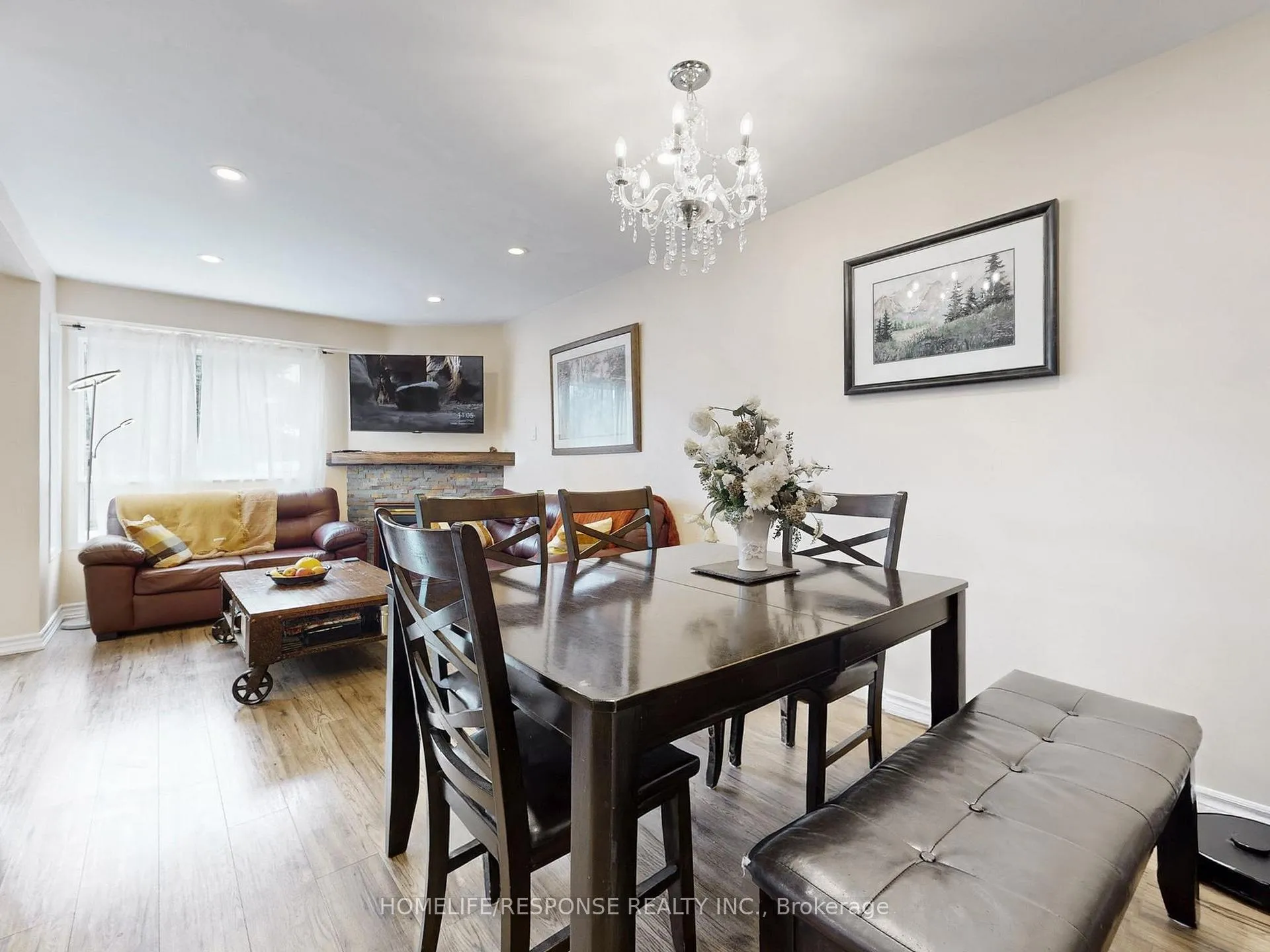 Photo 6 of 5134 Lampman Avenue, Burlington, Uptown — HOMEH