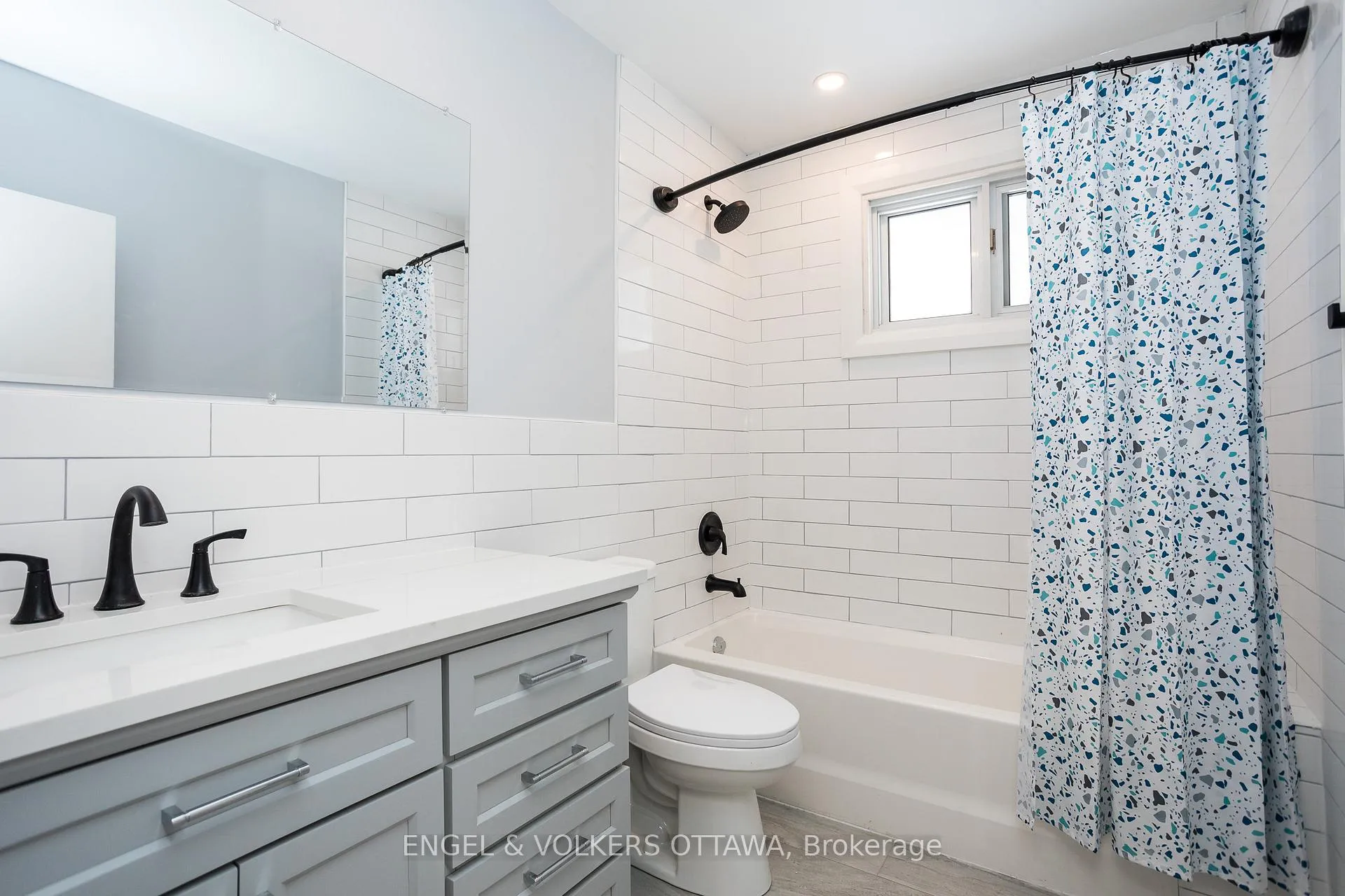 Photo 34 of 141 Rodney Crescent, Ottawa, Faircrest Heights — HOMEH