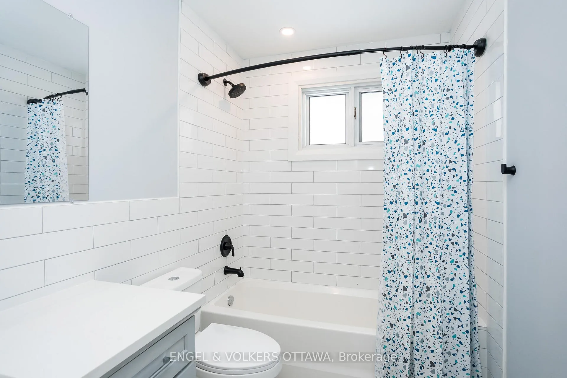Photo 35 of 141 Rodney Crescent, Ottawa, Faircrest Heights — HOMEH