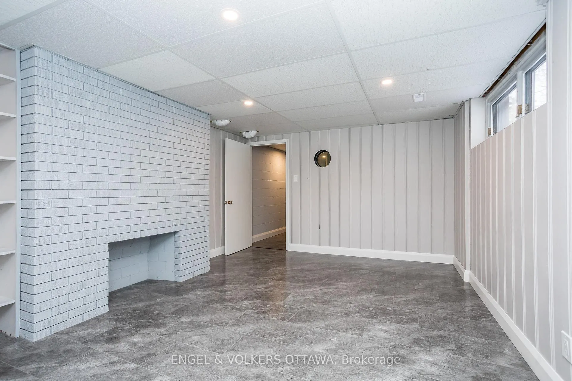 Photo 40 of 141 Rodney Crescent, Ottawa, Faircrest Heights — HOMEH