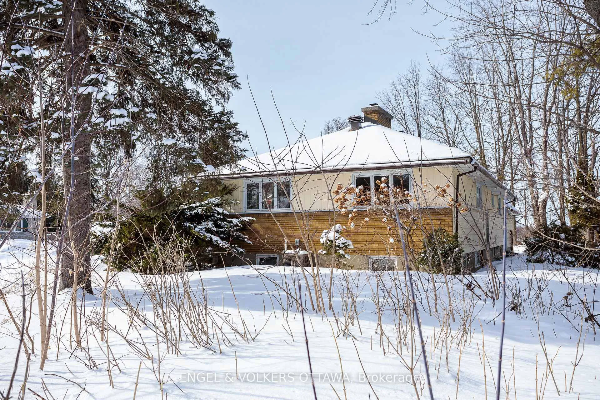 Photo 47 of 141 Rodney Crescent, Ottawa, Faircrest Heights — HOMEH