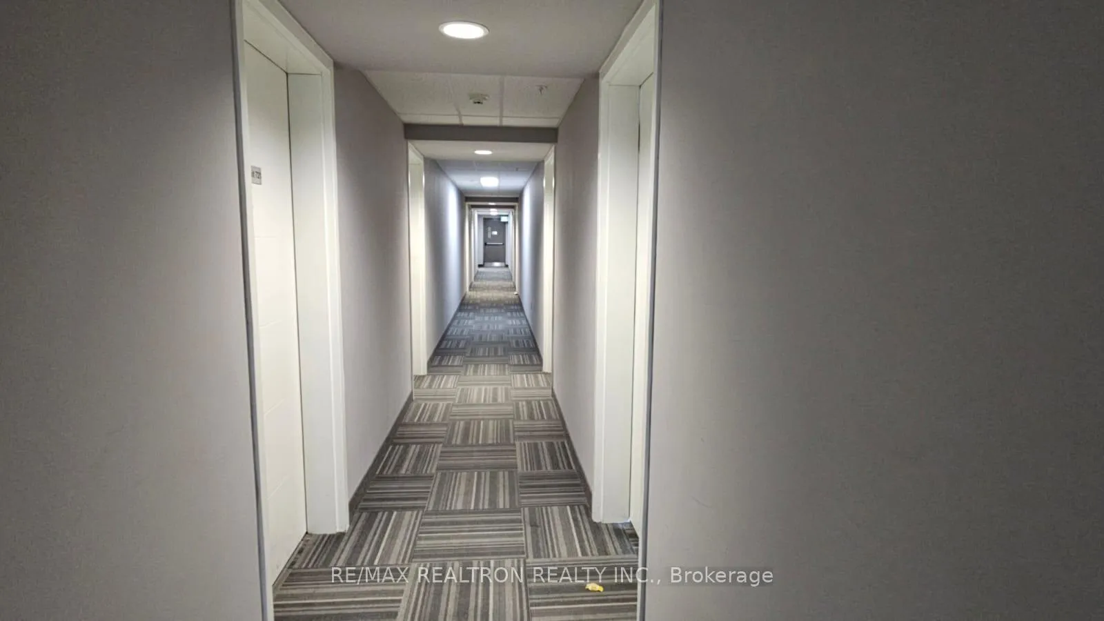 Photo 3 of Unit 719, 280 Lester Street, Waterloo, Downtown Waterloo — HOMEH